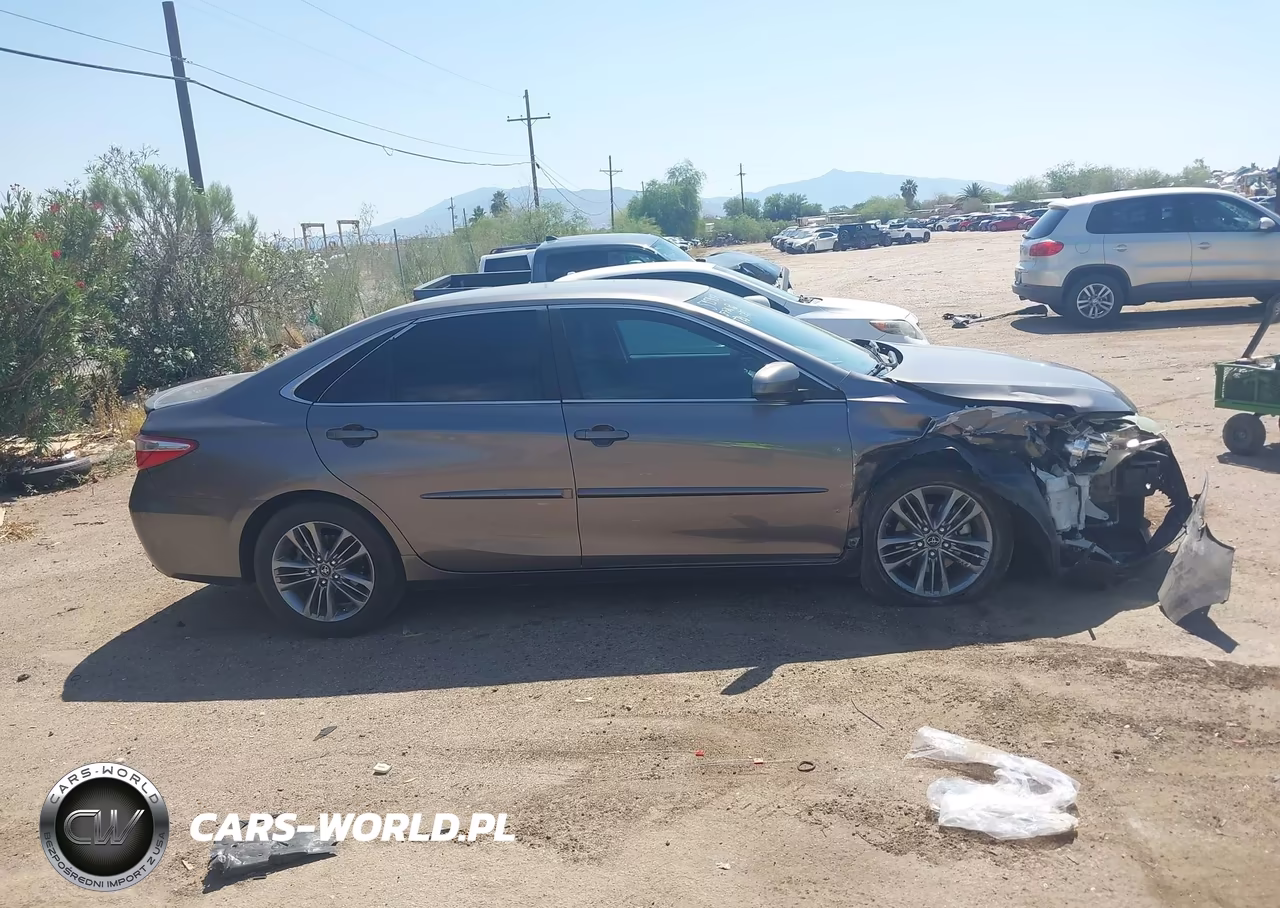 2017 Toyota Camry Se VIN:4T1BF1FK3HU641987 - 12