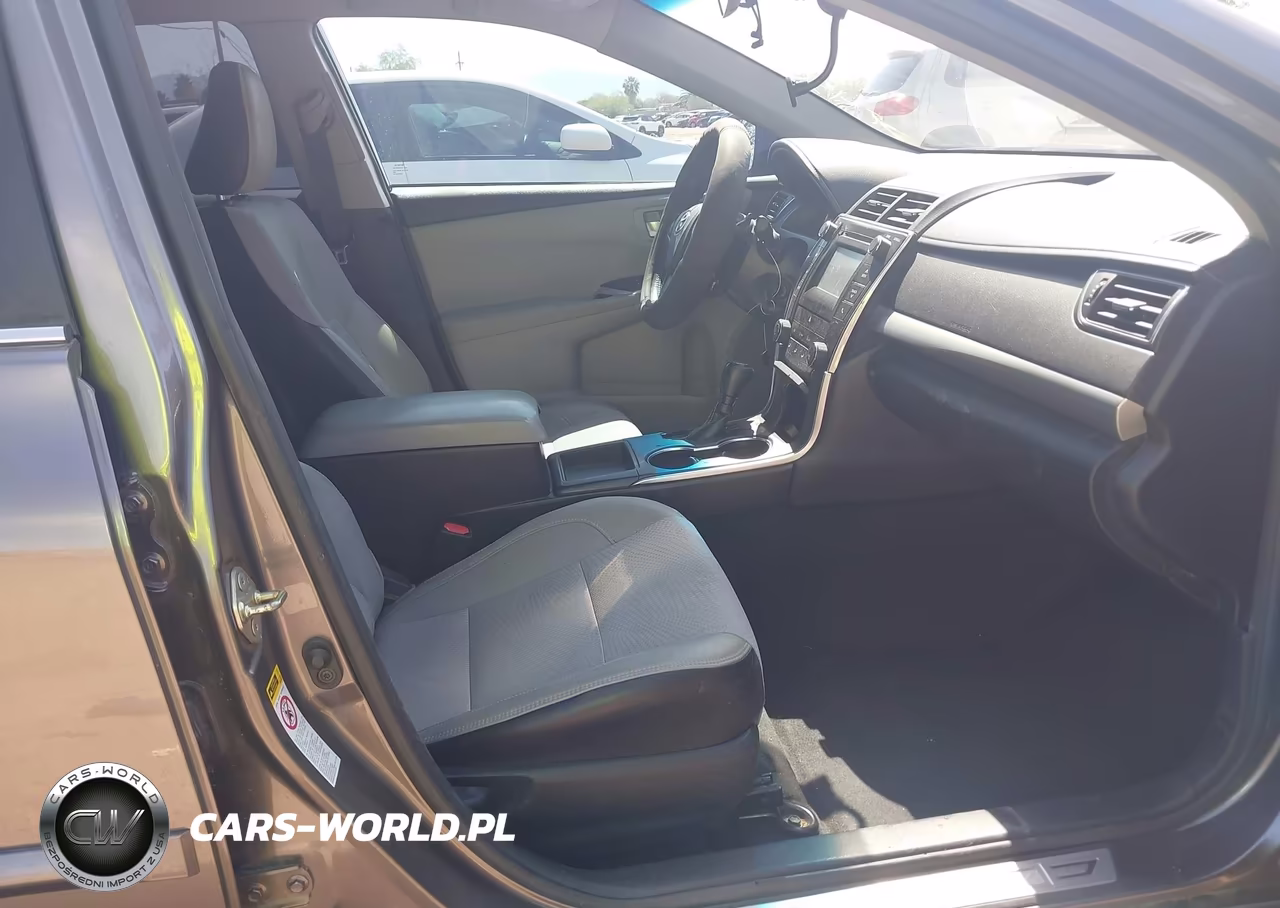 2017 Toyota Camry Se VIN:4T1BF1FK3HU641987 - 5