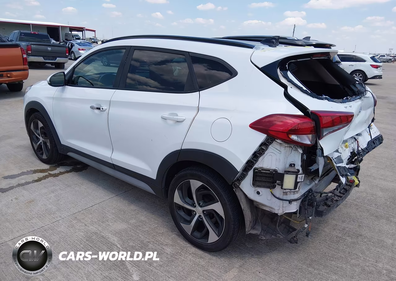 2018 Hyundai Tucson Value VIN:KM8J33A28JU778453 - 3