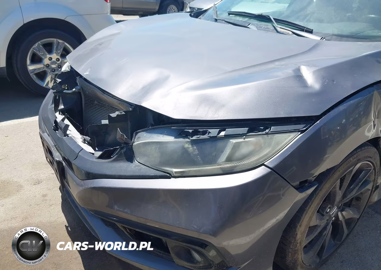 2019 Honda Civic Sport VIN:19XFC2E82KE011877 - 17