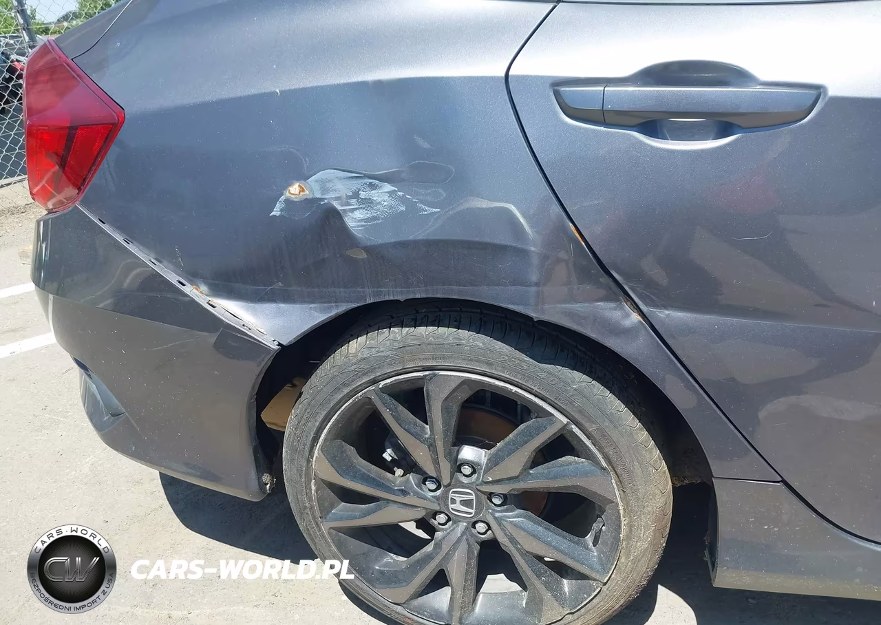 2019 Honda Civic Sport VIN:19XFC2E82KE011877 - 19