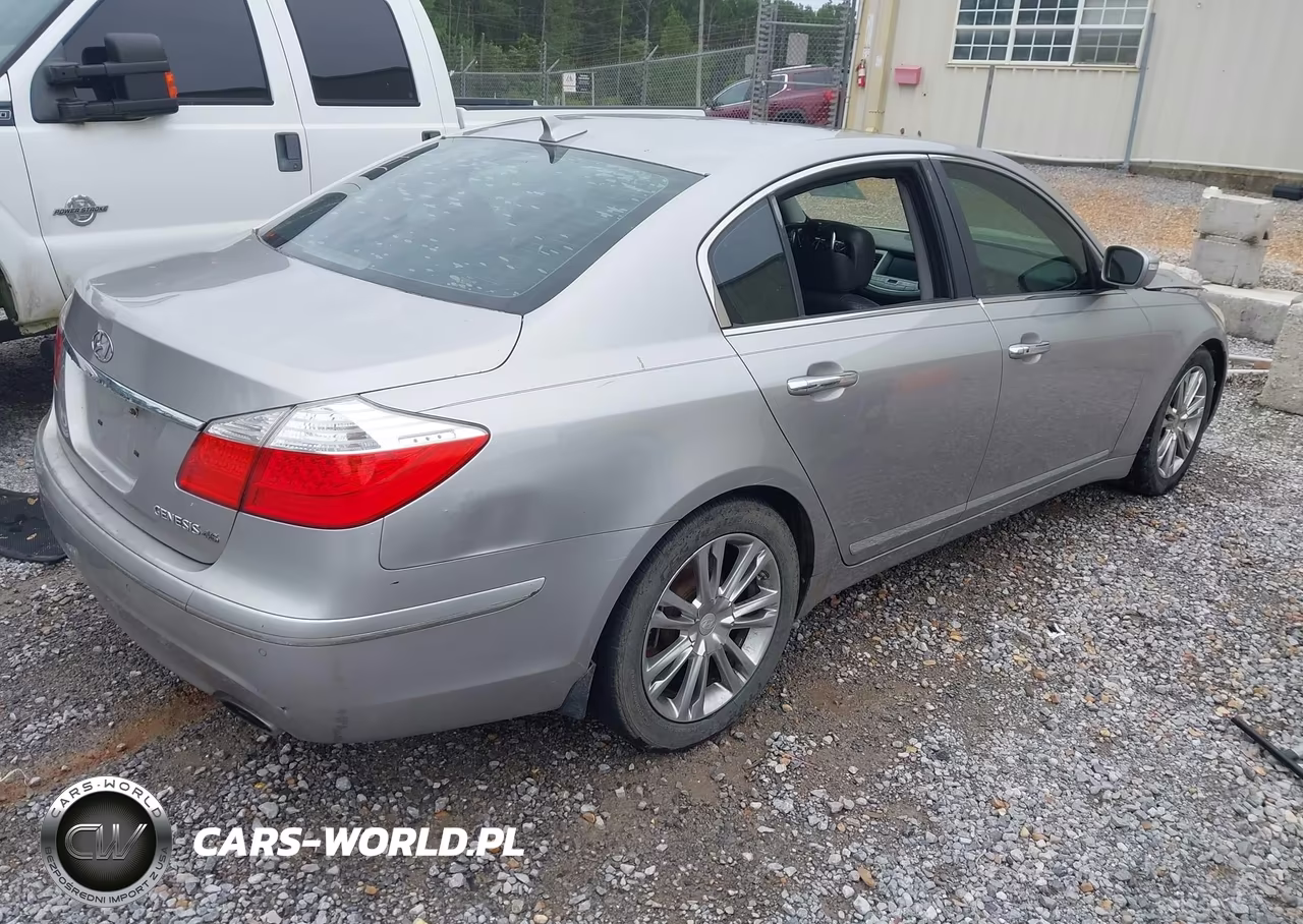 2011 Hyundai Genesis 4.6 VIN:KMHGC4DF6BU139603 - 4