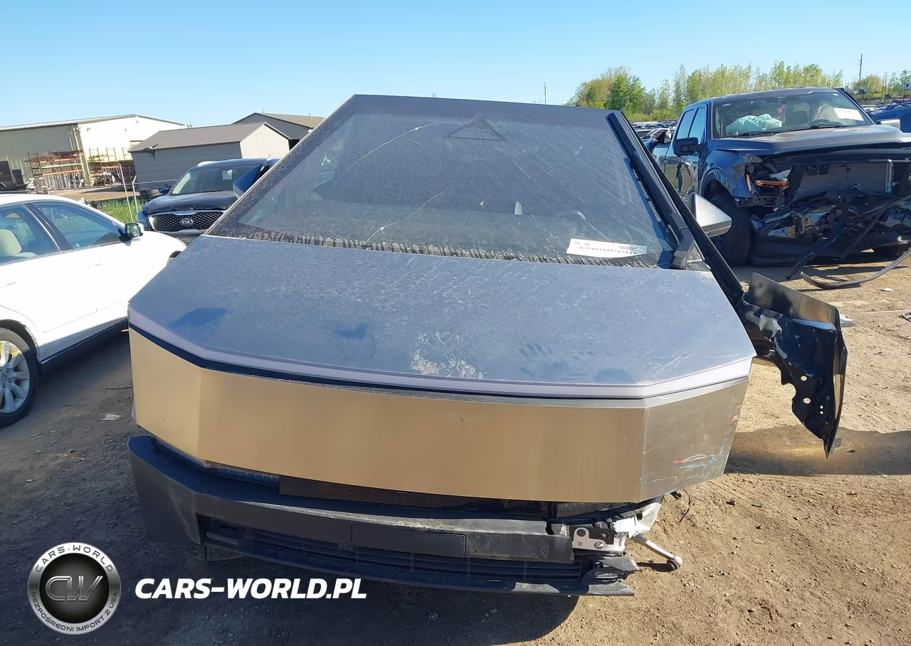 2025 Tesla Cybertruck All-Wheel Drive VIN:7G2CEHED3SA068560 - 13