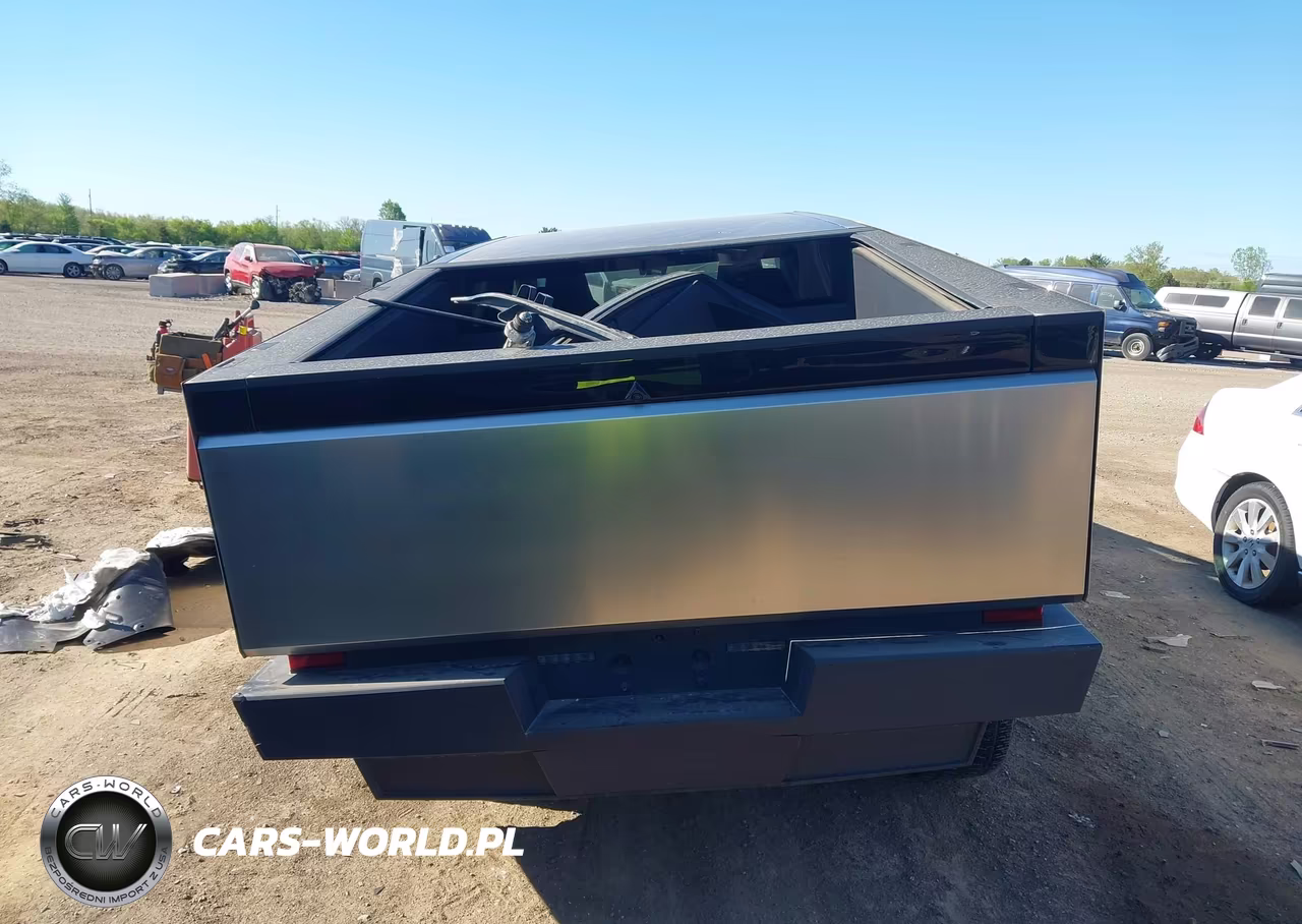 2025 Tesla Cybertruck All-Wheel Drive VIN:7G2CEHED3SA068560 - 17