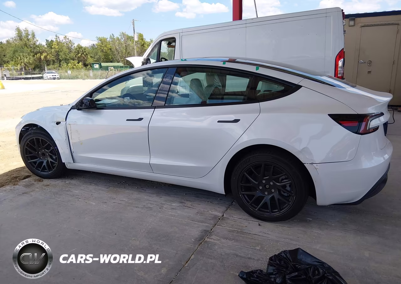 2026 Tesla Model 3 Premium Rear-Wheel Drive-Rear-Wheel Drive VIN:5YJ3E1EA5TF160838 - 14