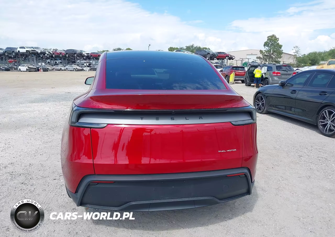 2026 Tesla Model Y All-Wheel Drive-Long Range Launch Series-Premium All-Wheel Drive VIN:7SAYGDEE4TA387961 - 16