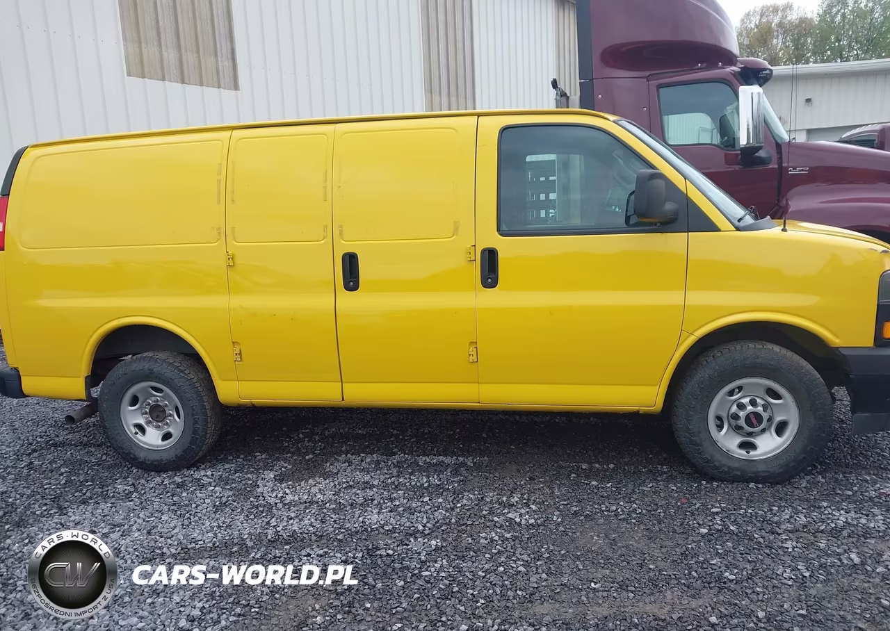 2020 GMC Savana Cargo Rwd 2500 Regular Wheelbase Work Van VIN:1GTW7AFG6L1252625 - 13