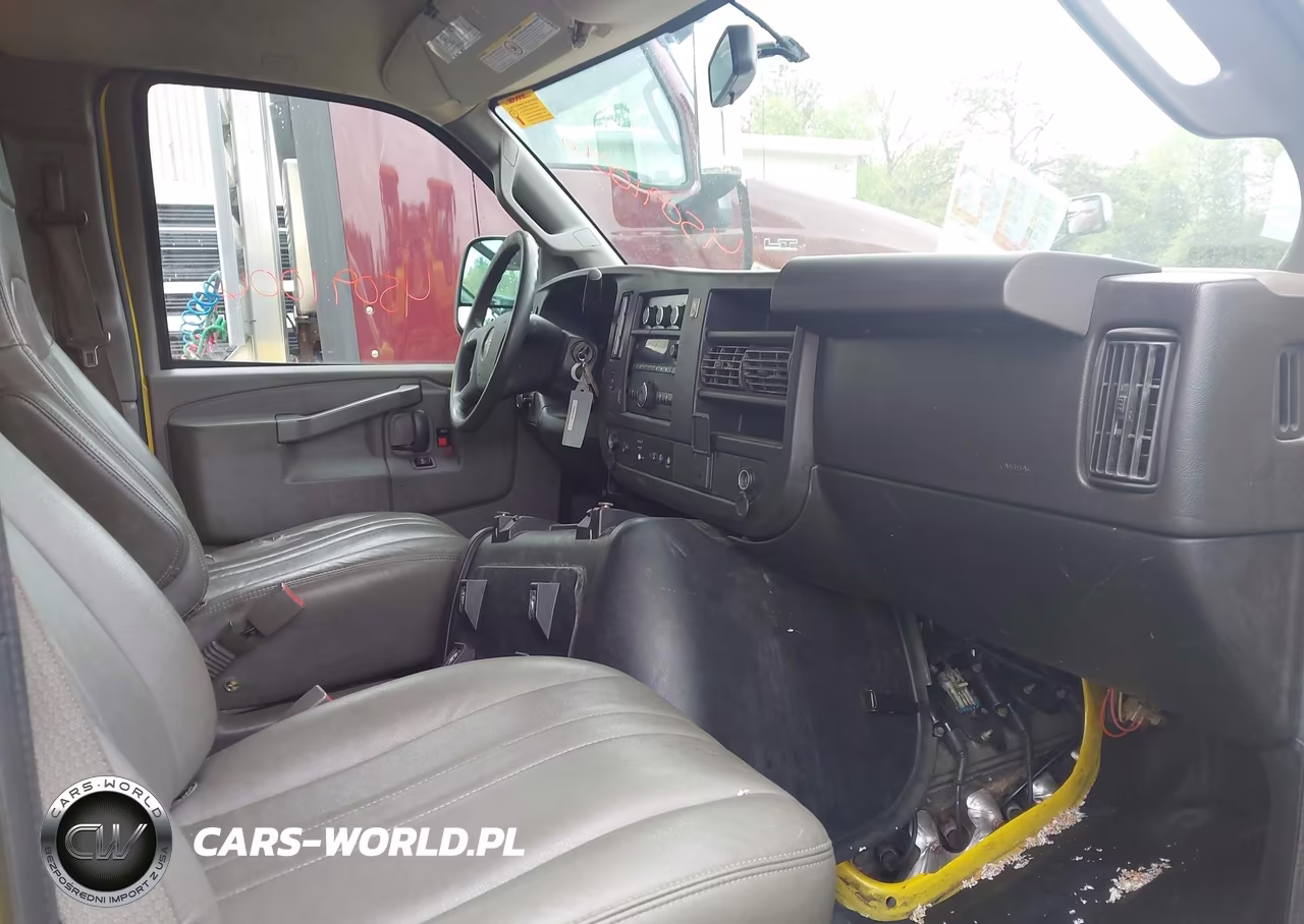 2020 GMC Savana Cargo Rwd 2500 Regular Wheelbase Work Van VIN:1GTW7AFG6L1252625 - 5