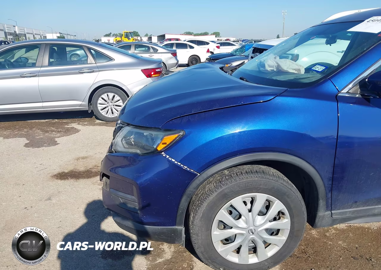 2017 Nissan Rogue S VIN:5N1AT2MV1HC818985 - 6