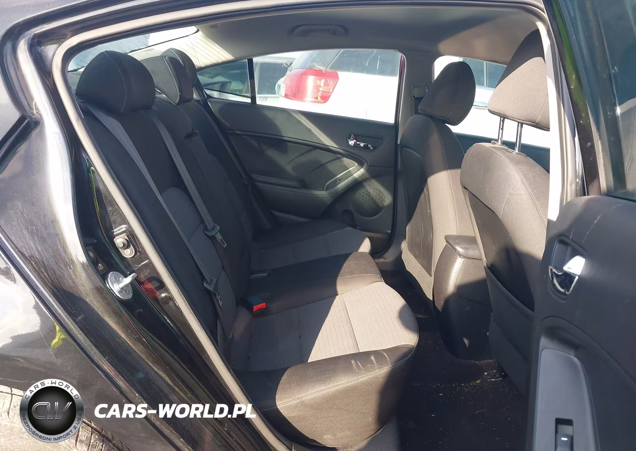 2015 Kia Forte Lx VIN:KNAFX4A6XF5411592 - 8