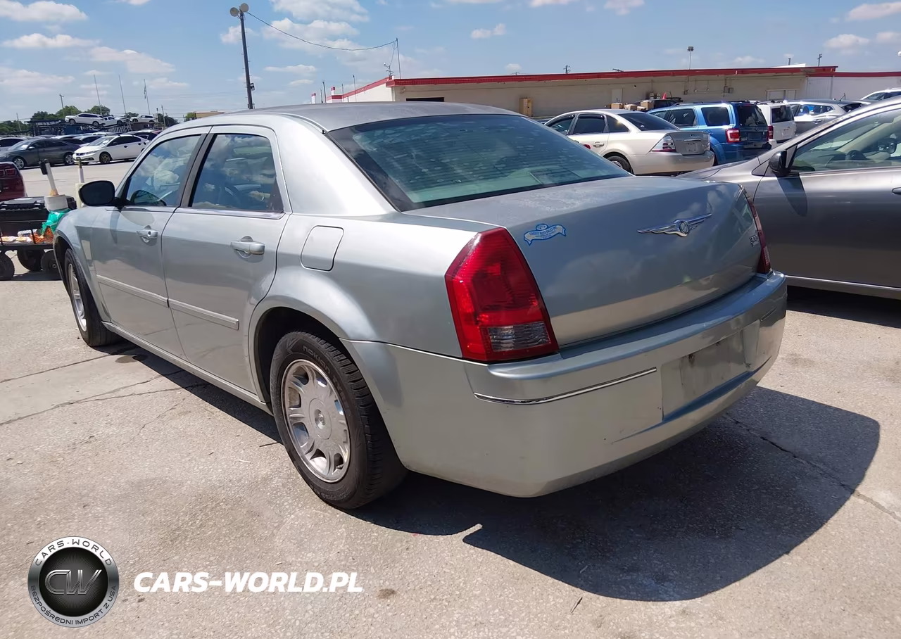 2005 Chrysler 300 Touring VIN:2C3AA53G15H539838 - 3