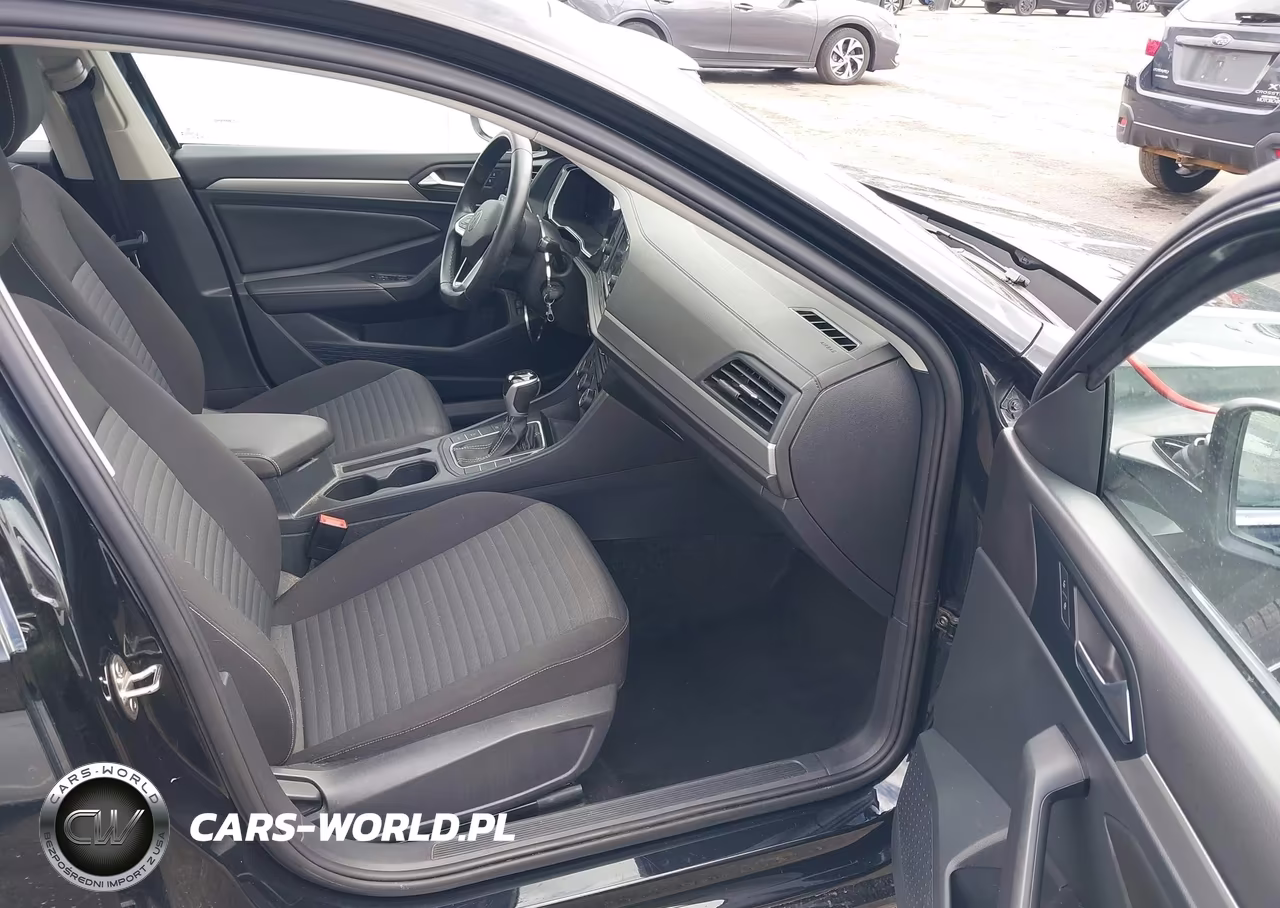 2024 Volkswagen Jetta 1.5T S VIN:3VW5M7BU5RM002398 - 5