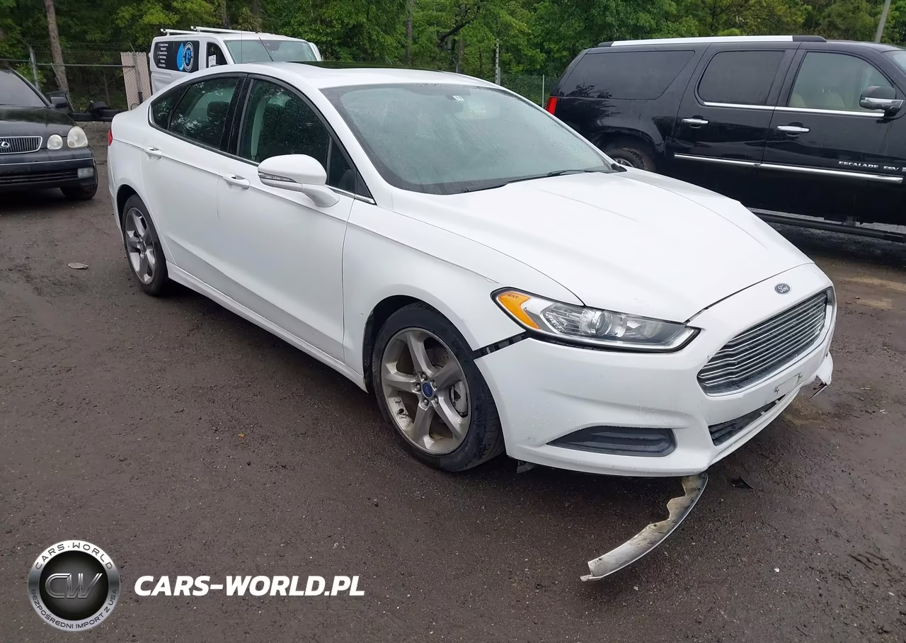 Główne zdjęcie 2015 Ford Fusion Se