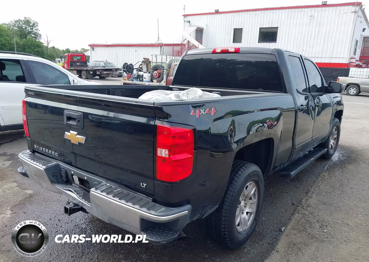 2018 Chevrolet Silverado 1500 1Lt VIN:1GCVKREHXJZ208645 - 4
