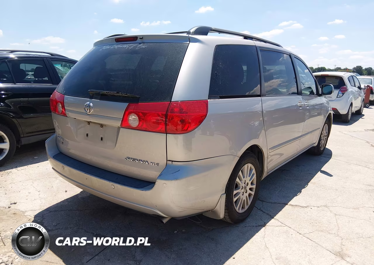 2010 Toyota Sienna Xle VIN:5TDYK4CC0AS294685 - 4