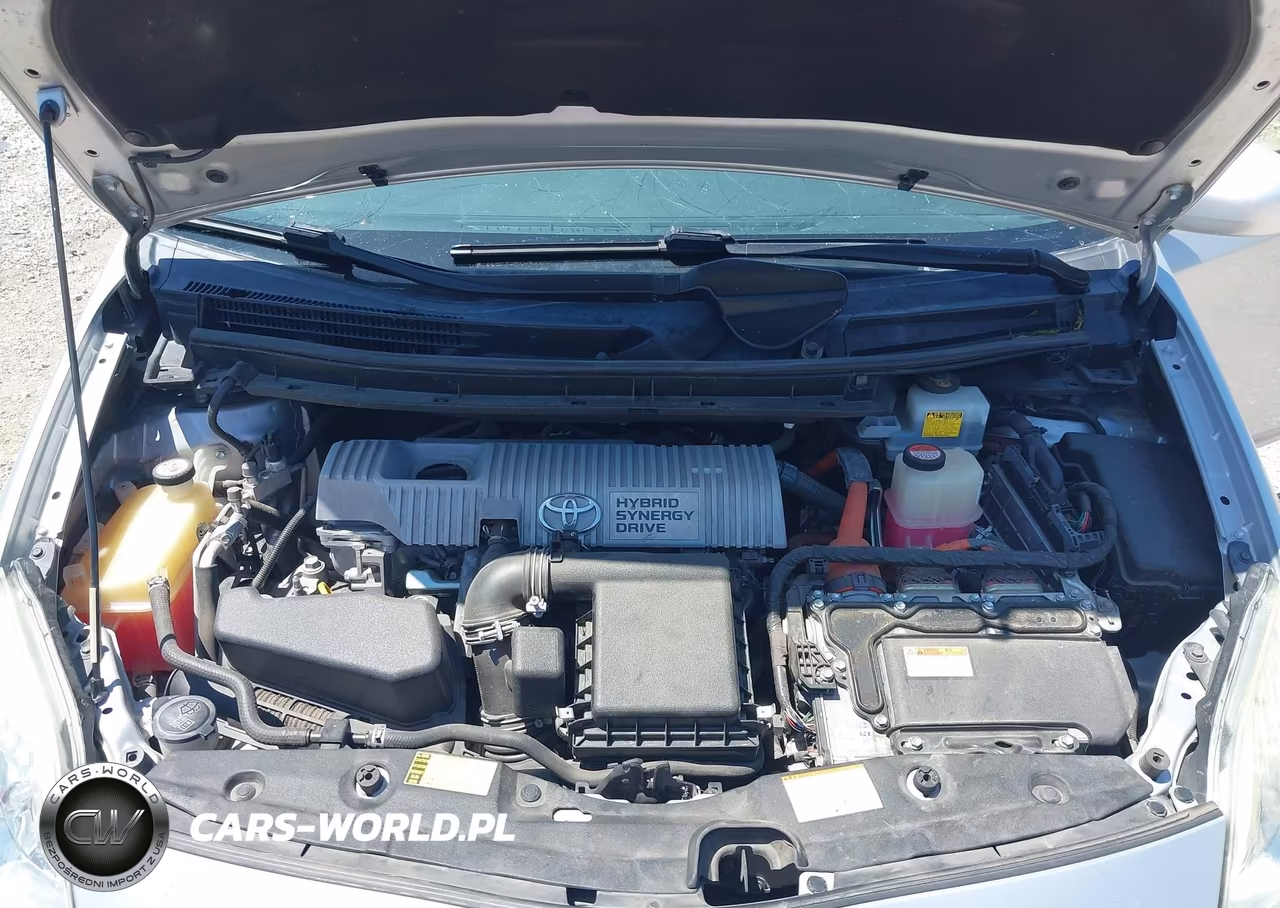 2015 Toyota Prius Two VIN:JTDKN3DU1F0447552 - 10