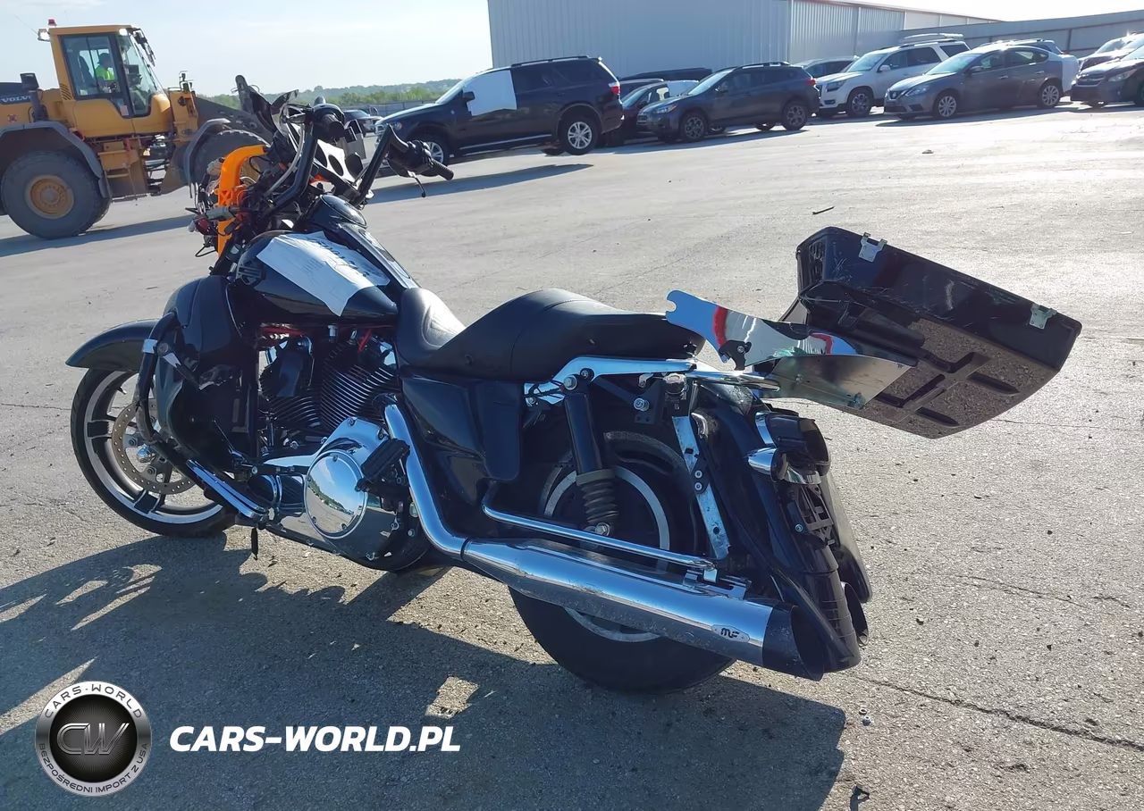 2008 Harley-Davidson Flhx VIN:1HD1KB4388Y685598 - 3
