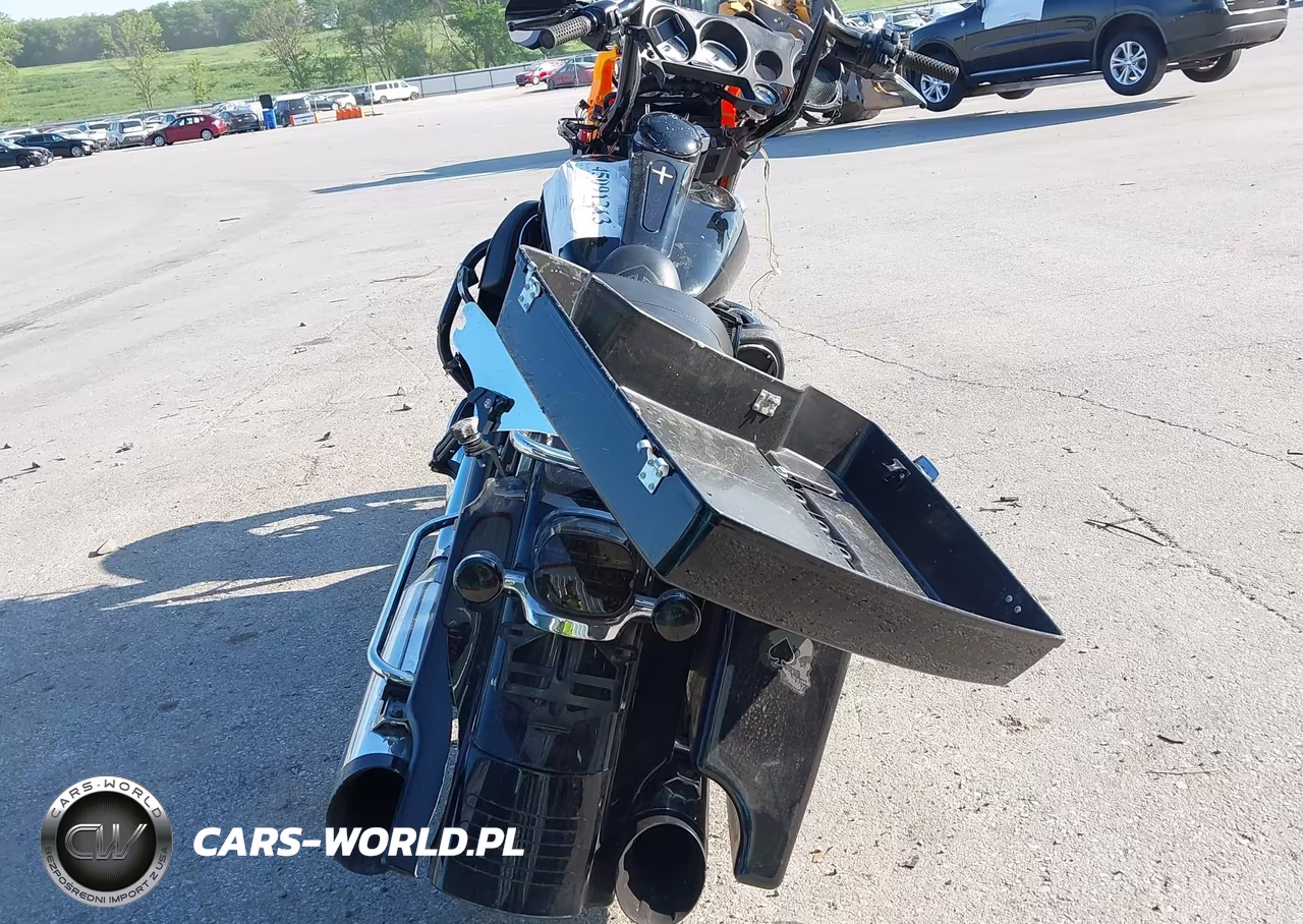 2008 Harley-Davidson Flhx VIN:1HD1KB4388Y685598 - 6