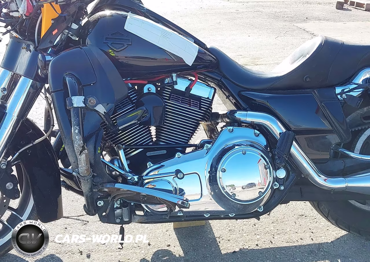 2008 Harley-Davidson Flhx VIN:1HD1KB4388Y685598 - 9