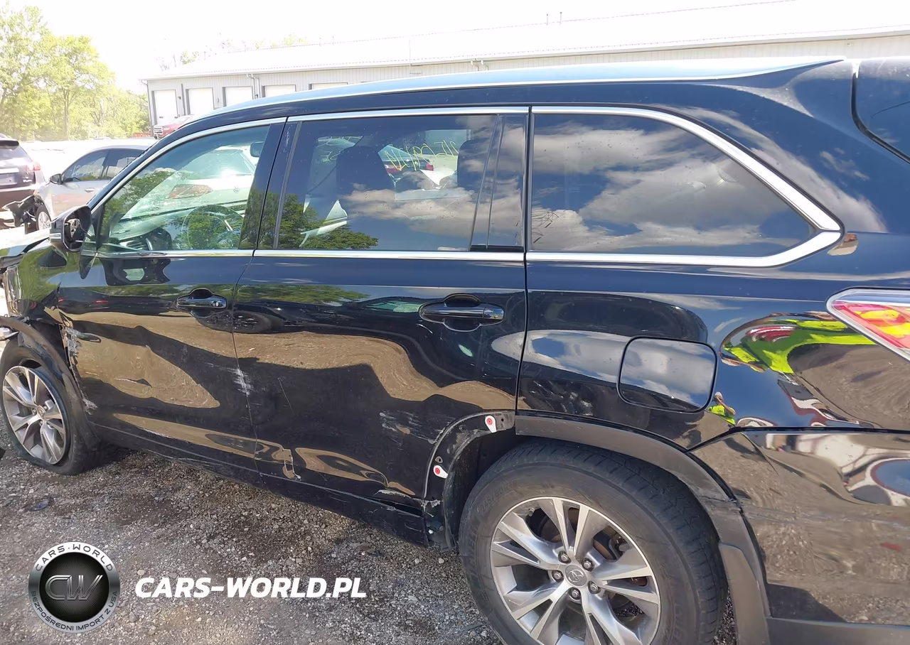 2015 Toyota Highlander Xle V6 VIN:5TDJKRFH2FS112269 - 14