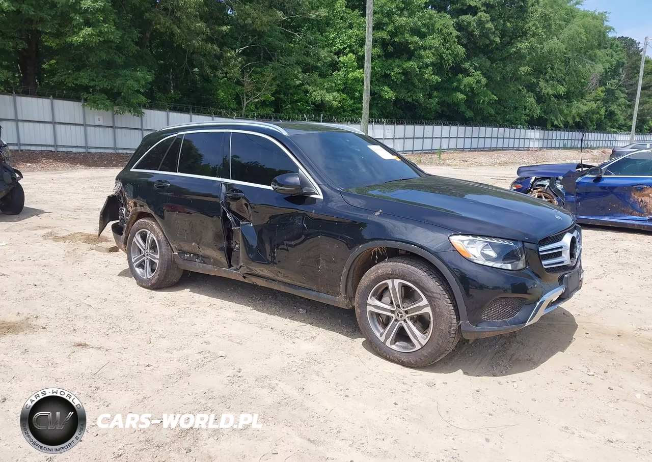 2019 Mercedes-Benz Glc 300 – zdjęcie 1 z 19