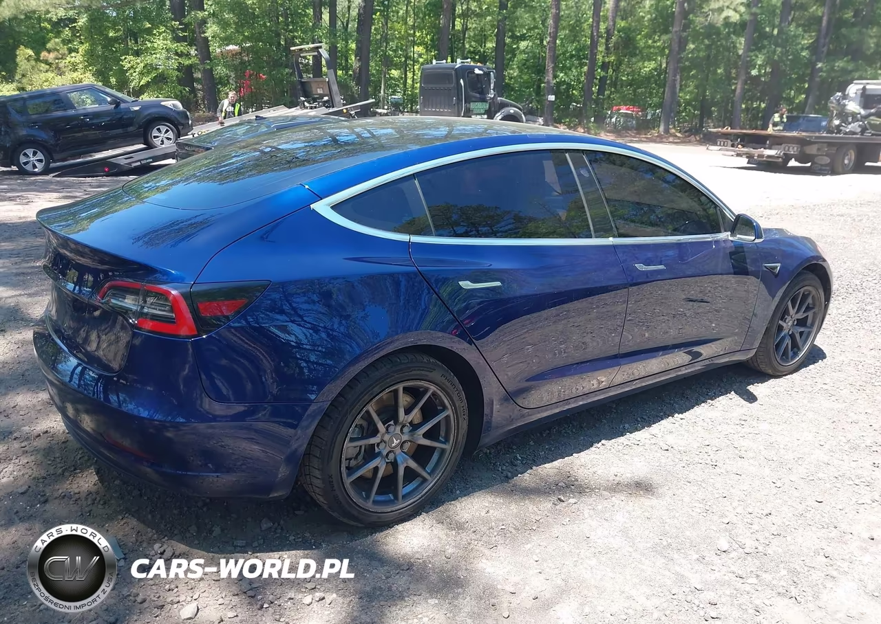 2018 Tesla Model 3 Long Range-Performance VIN:5YJ3E1EB7JF115051 - 4