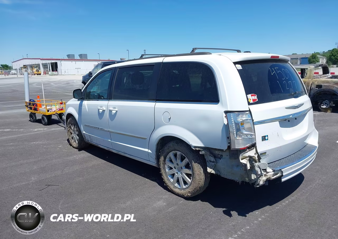 2015 Chrysler Town & Country Touring VIN:2C4RC1BG2FR552676 - 3