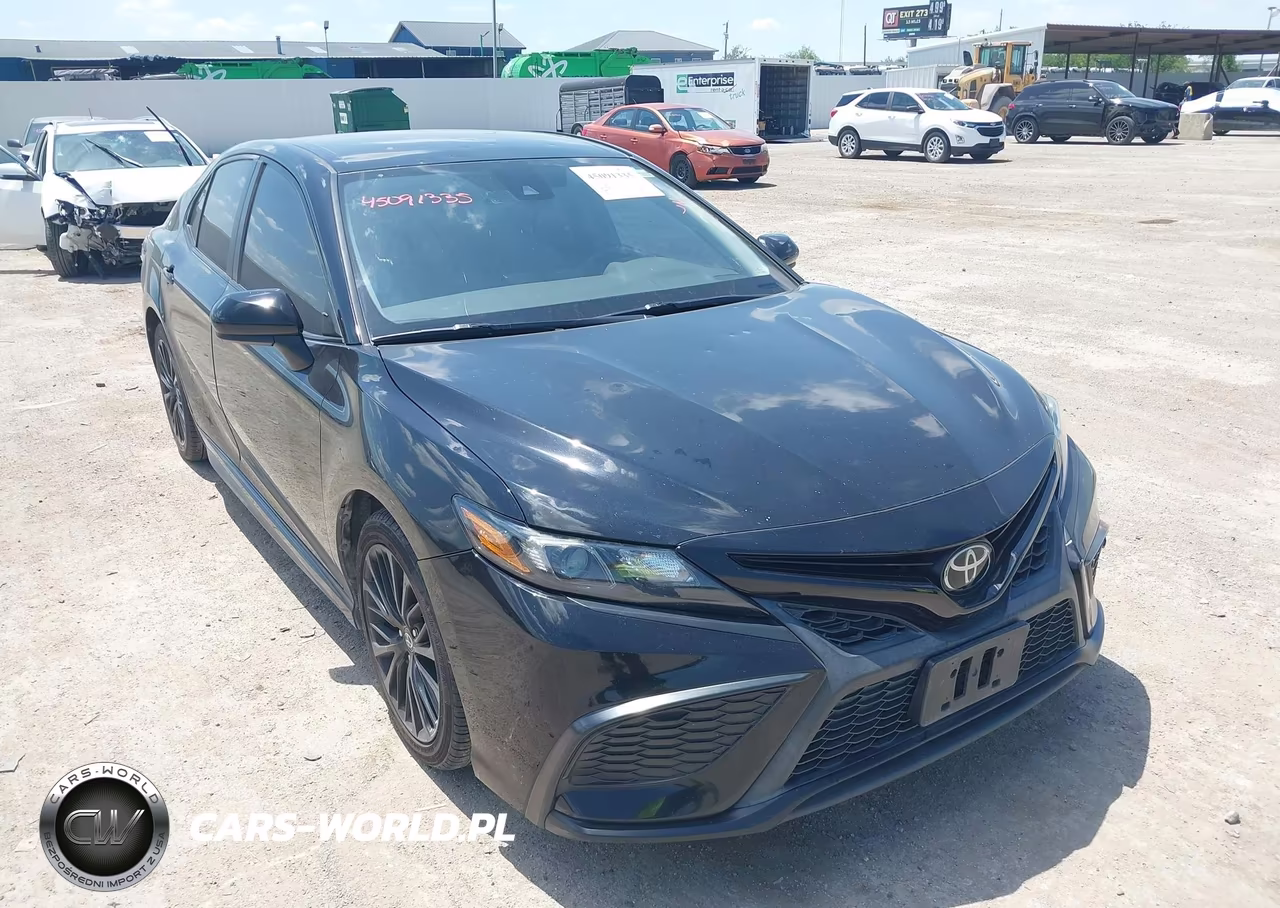 2021 Toyota Camry Se Nightshade Edition – zdjęcie 1 z 17