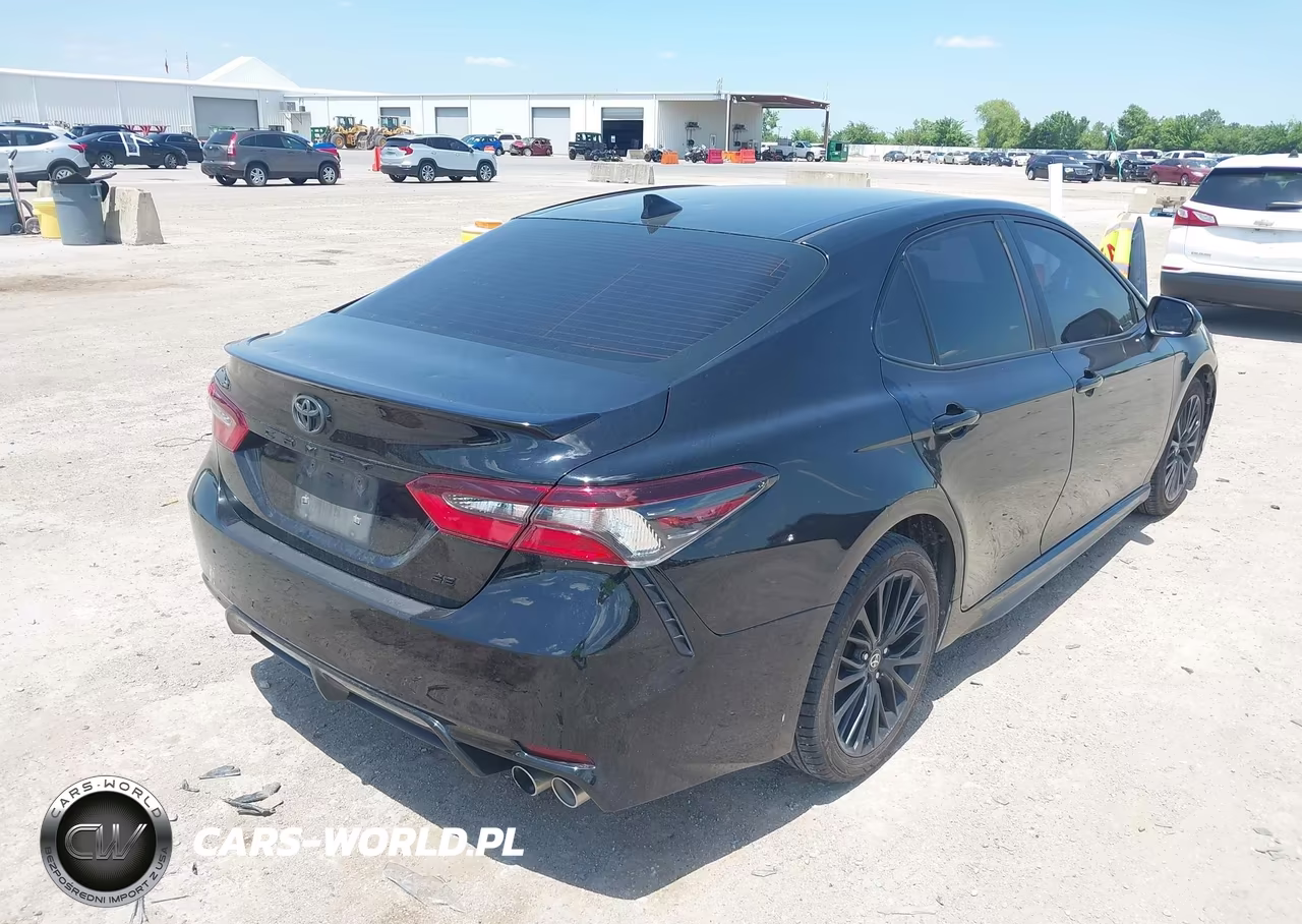 2021 Toyota Camry Se Nightshade Edition VIN:4T1G11AK1MU456620 - 4