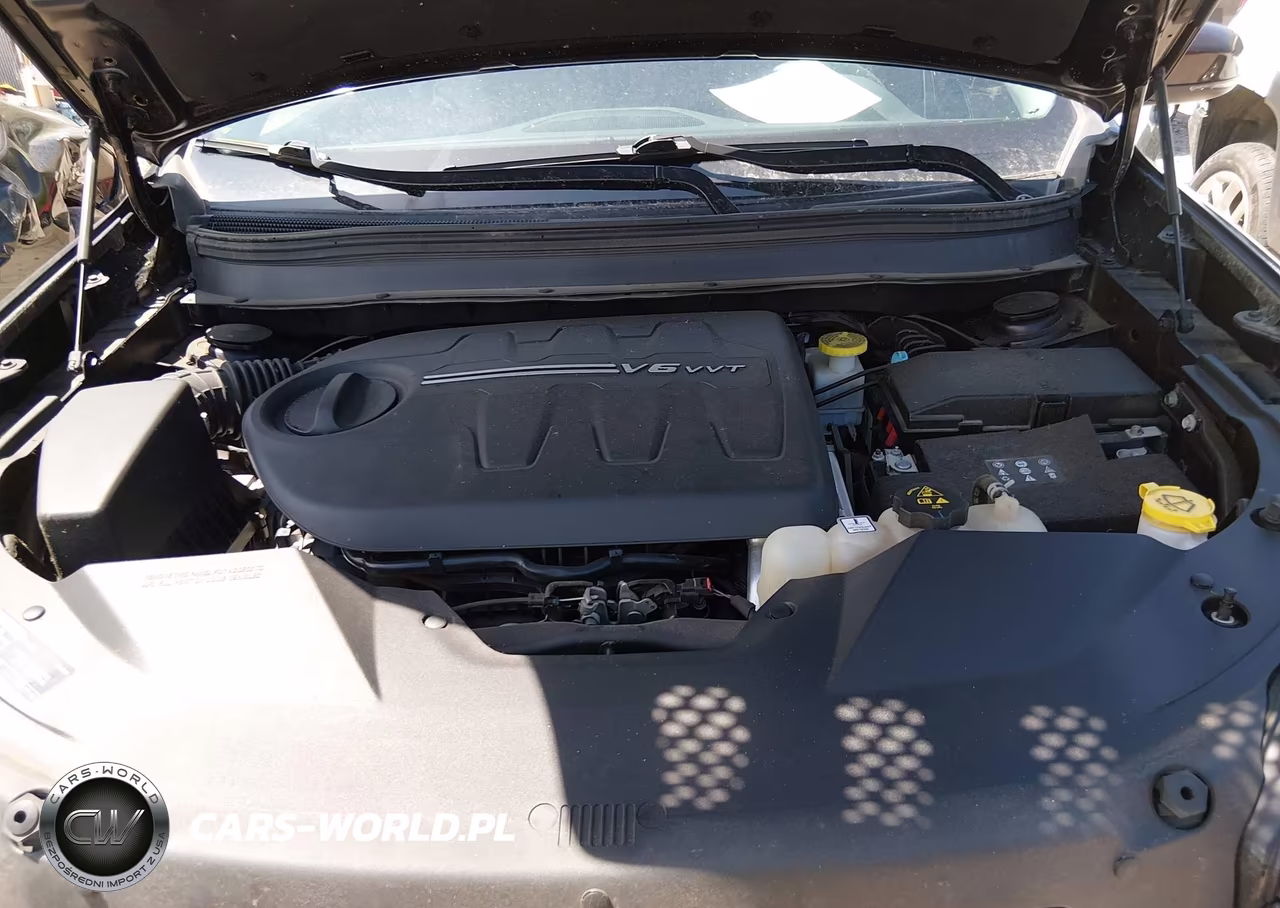 2021 Jeep Cherokee Latitude Lux 4X4 VIN:1C4PJMMX5MD226219 - 10