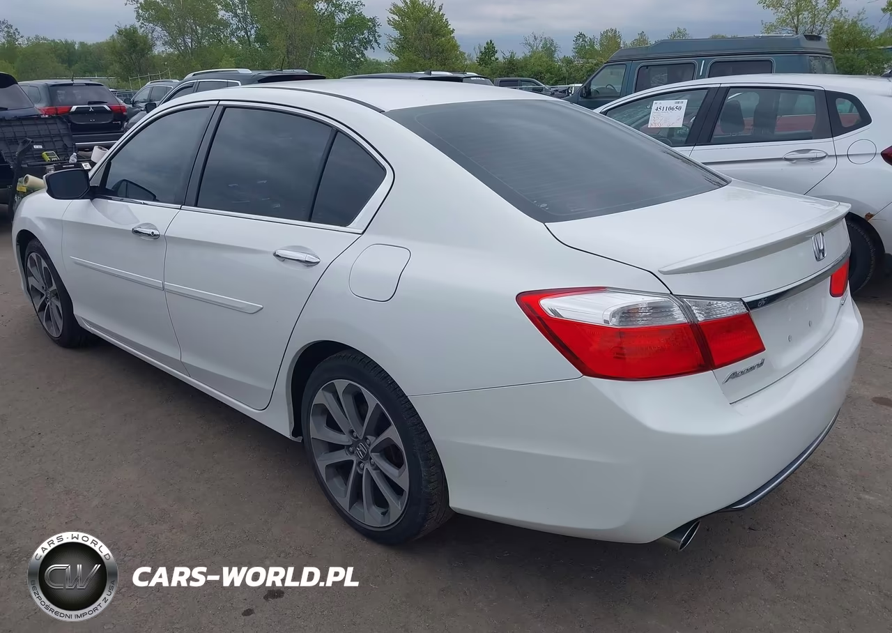 2015 Honda Accord Sport VIN:1HGCR2F52FA039369 - 3