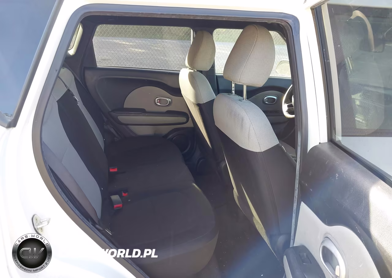 2015 Kia Soul VIN:KNDJN2A22F7138530 - 8