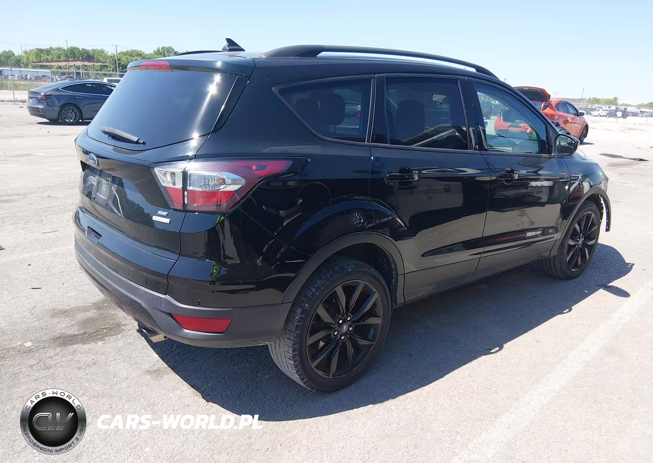 2018 Ford Escape Se VIN:1FMCU0GD5JUD54449 - 4