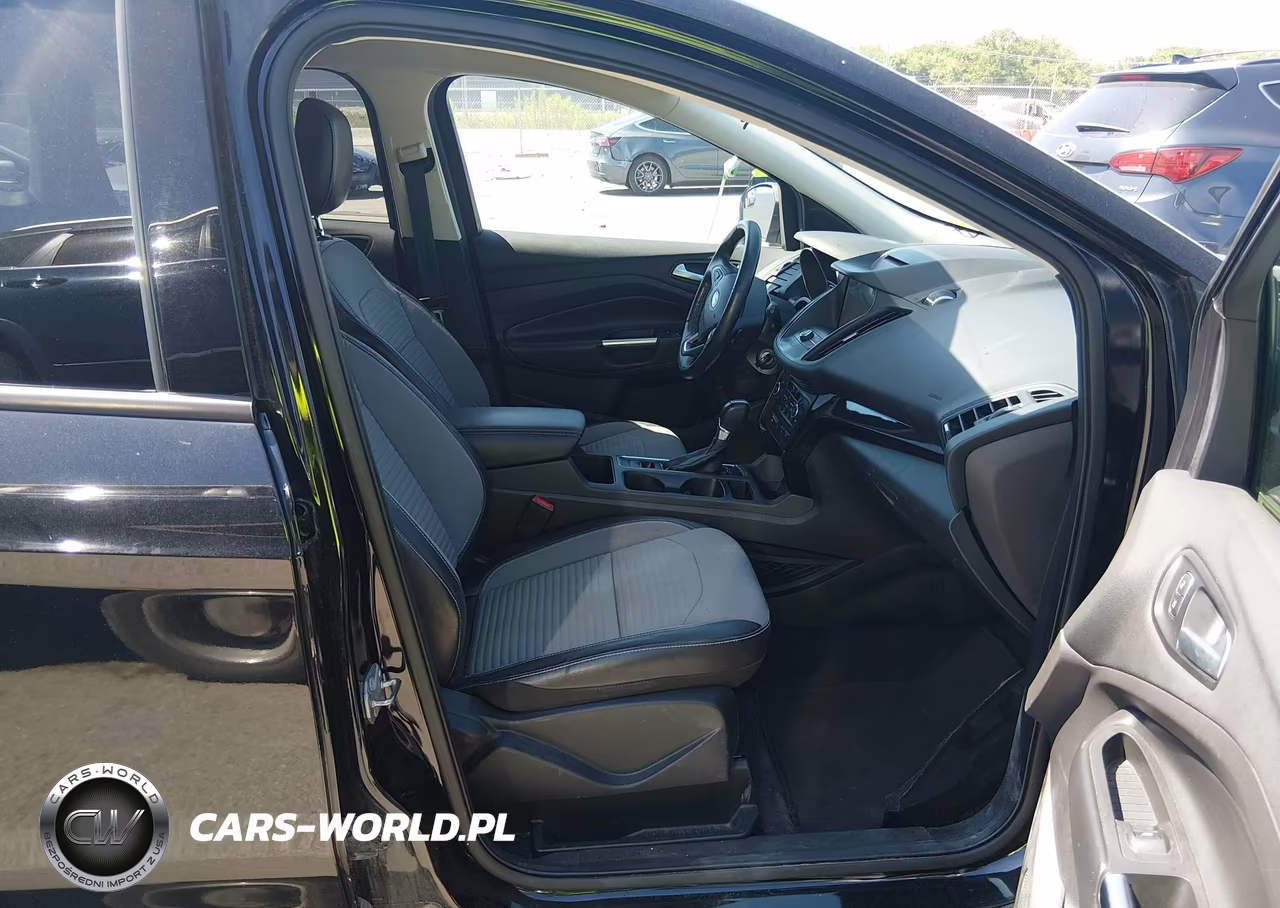 2018 Ford Escape Se VIN:1FMCU0GD5JUD54449 - 5