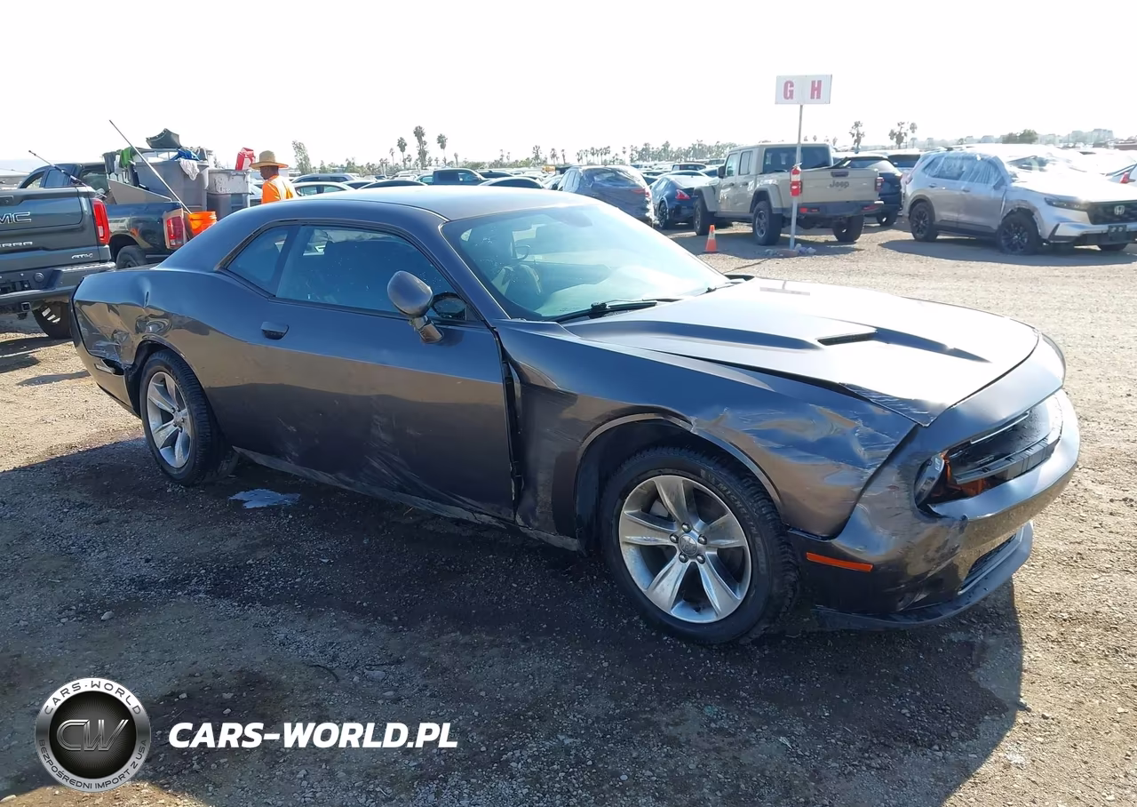 2017 Dodge Challenger Sxt
