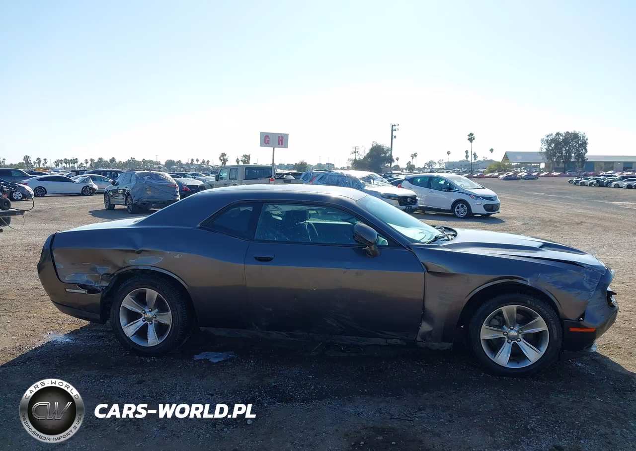 2017 Dodge Challenger Sxt VIN:2C3CDZAG5HH629184 - 12