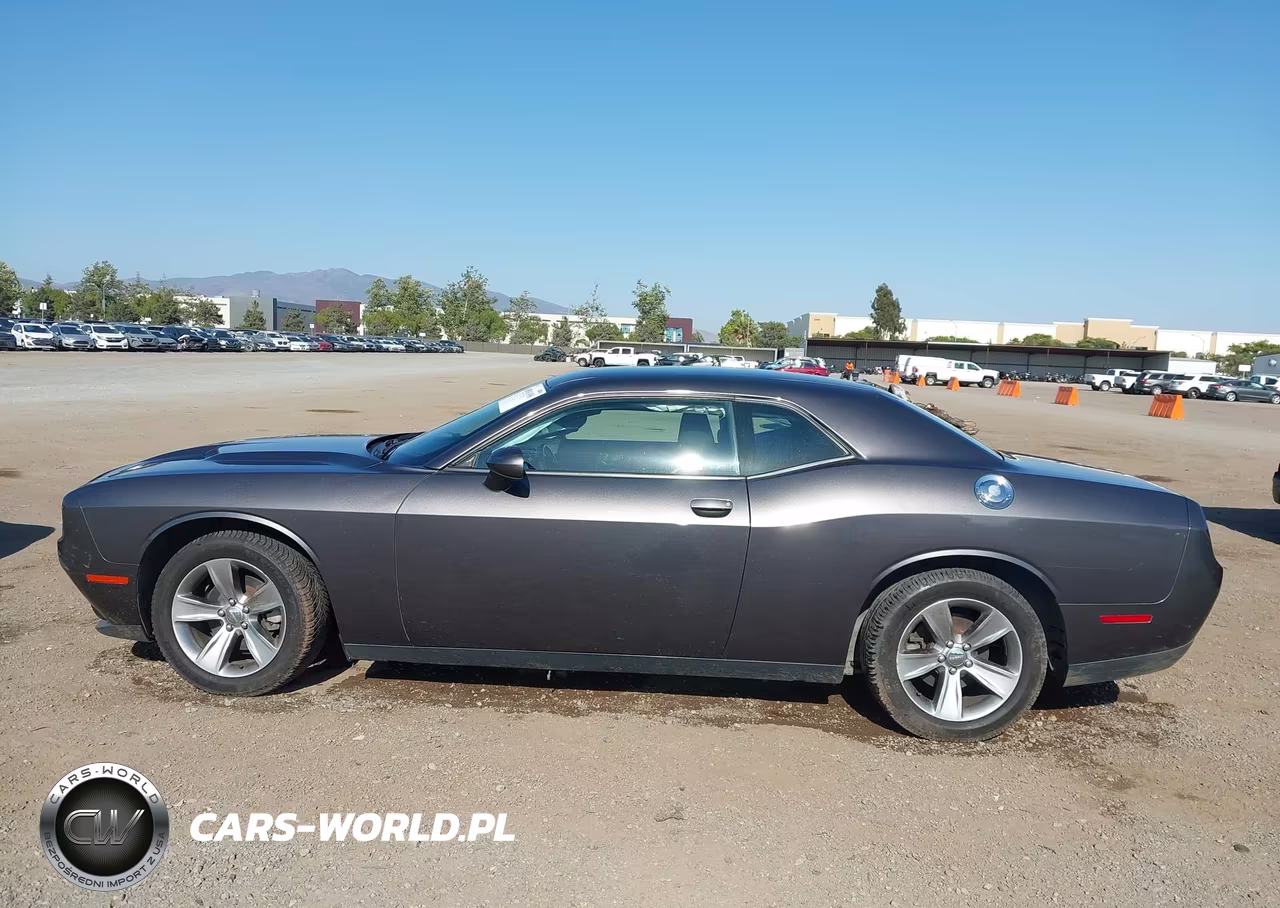 2017 Dodge Challenger Sxt VIN:2C3CDZAG5HH629184 - 13