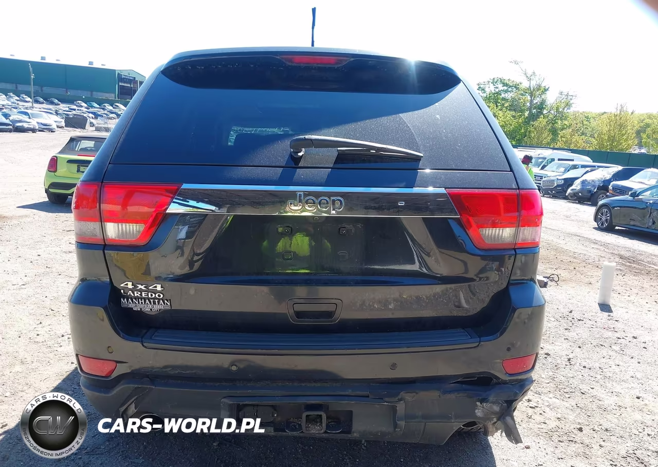 2013 Jeep Grand Cherokee Laredo VIN:1C4RJFAT0DC503788 - 16