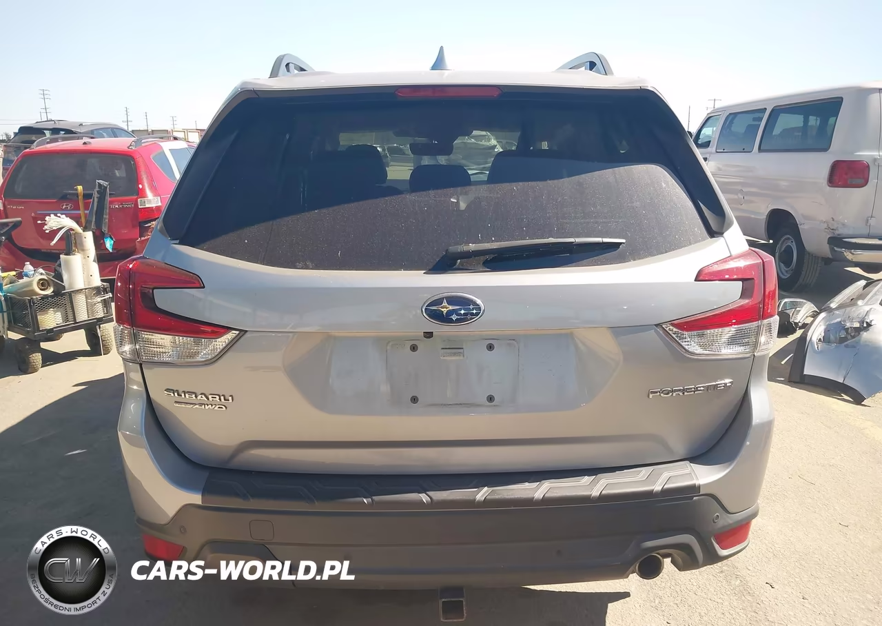 2022 Subaru Forester Limited VIN:JF2SKAPC8NH514326 - 17