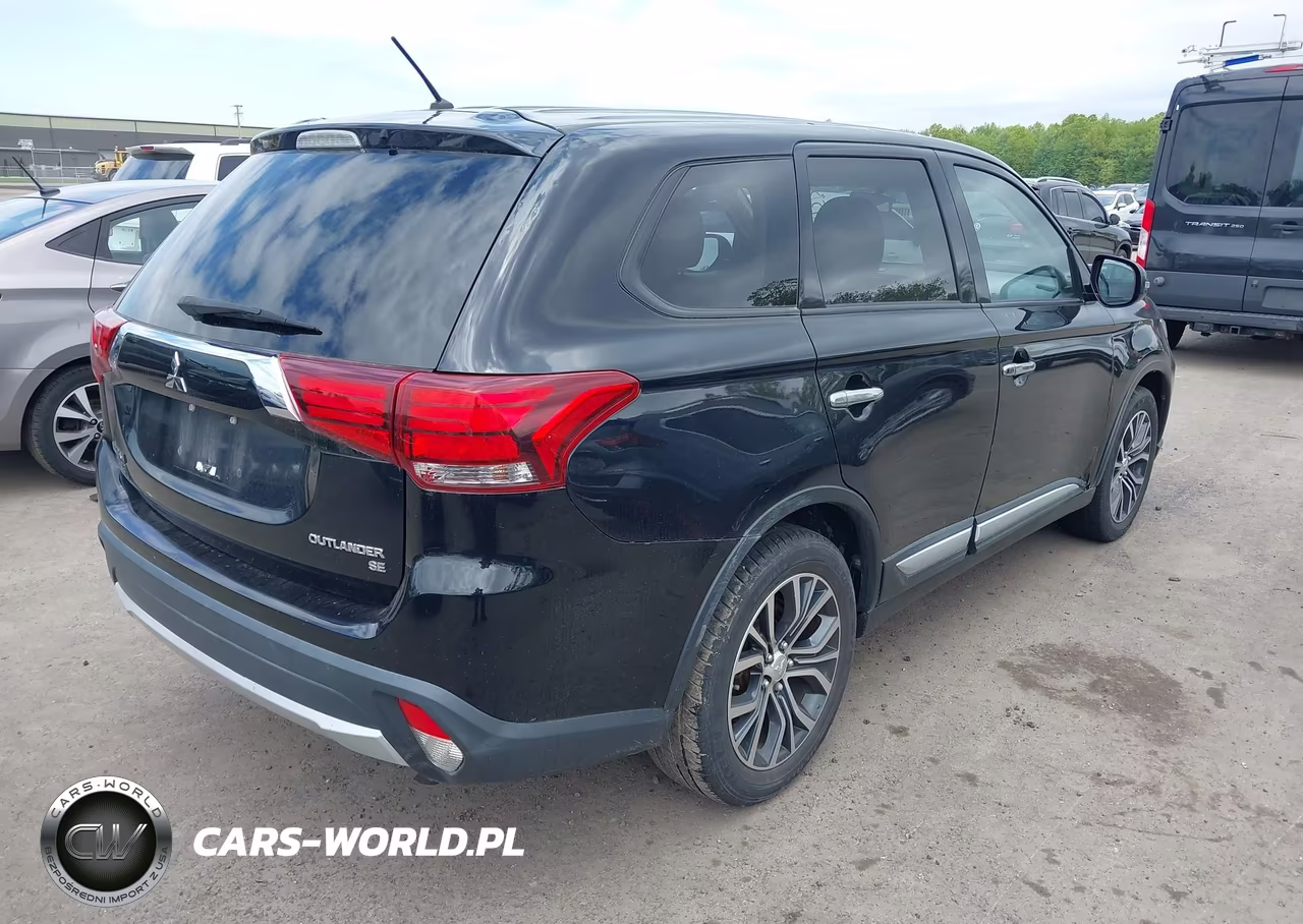 2016 Mitsubishi Outlander Se VIN:JA4AD3A30GZ001104 - 4