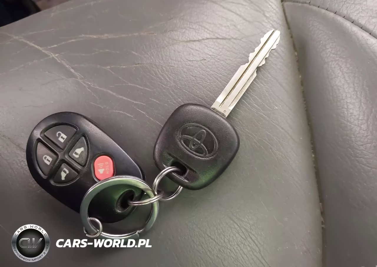 2008 Toyota Sienna Le VIN:5TDZK23C18S224020 - 11