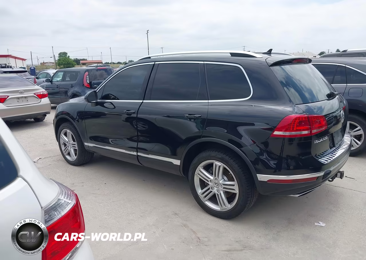 2016 Volkswagen Touareg Vr6 Executive VIN:WVGEF9BP3GD000592 - 14