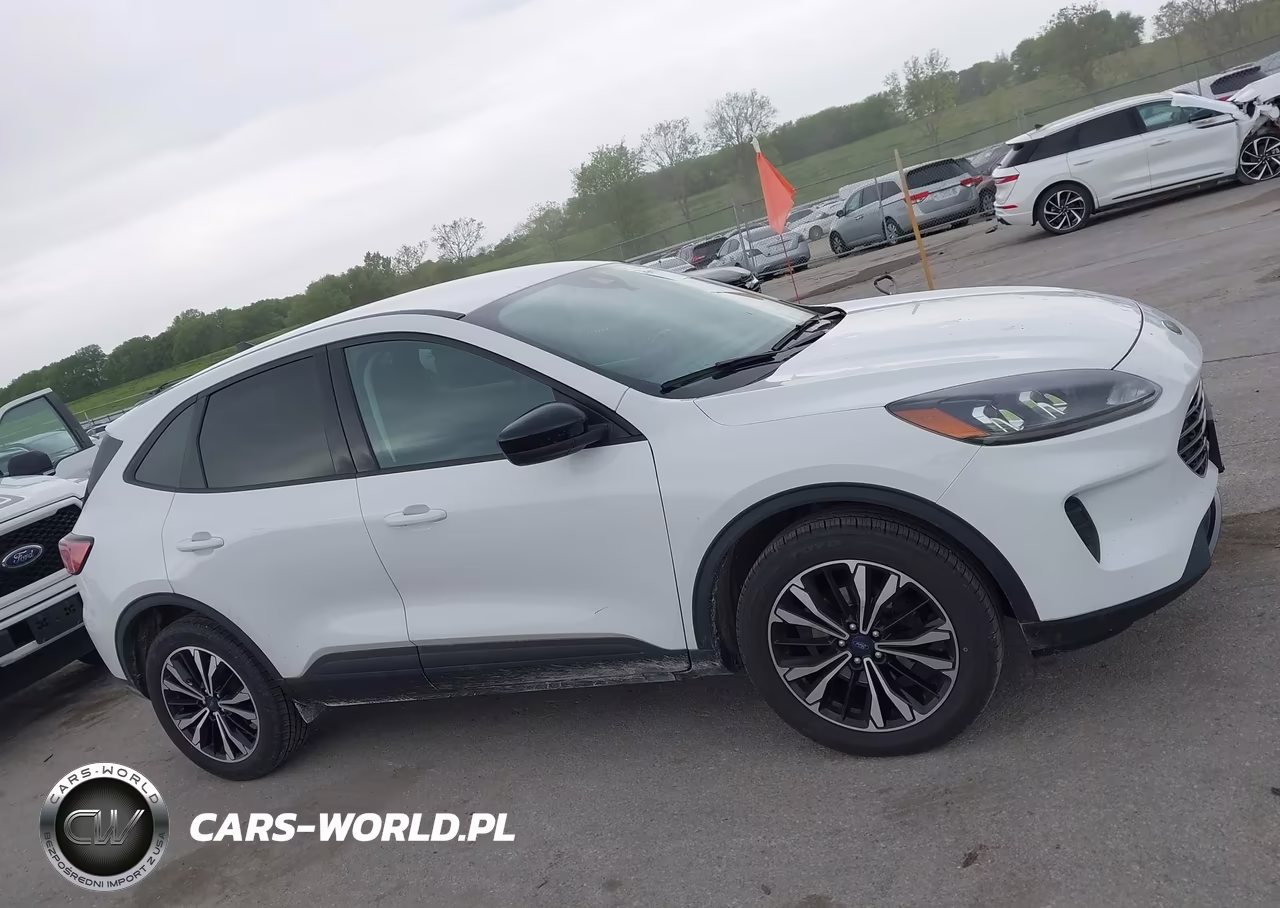 2022 Ford Escape Se VIN:1FMCU9G66NUB17352 - 13