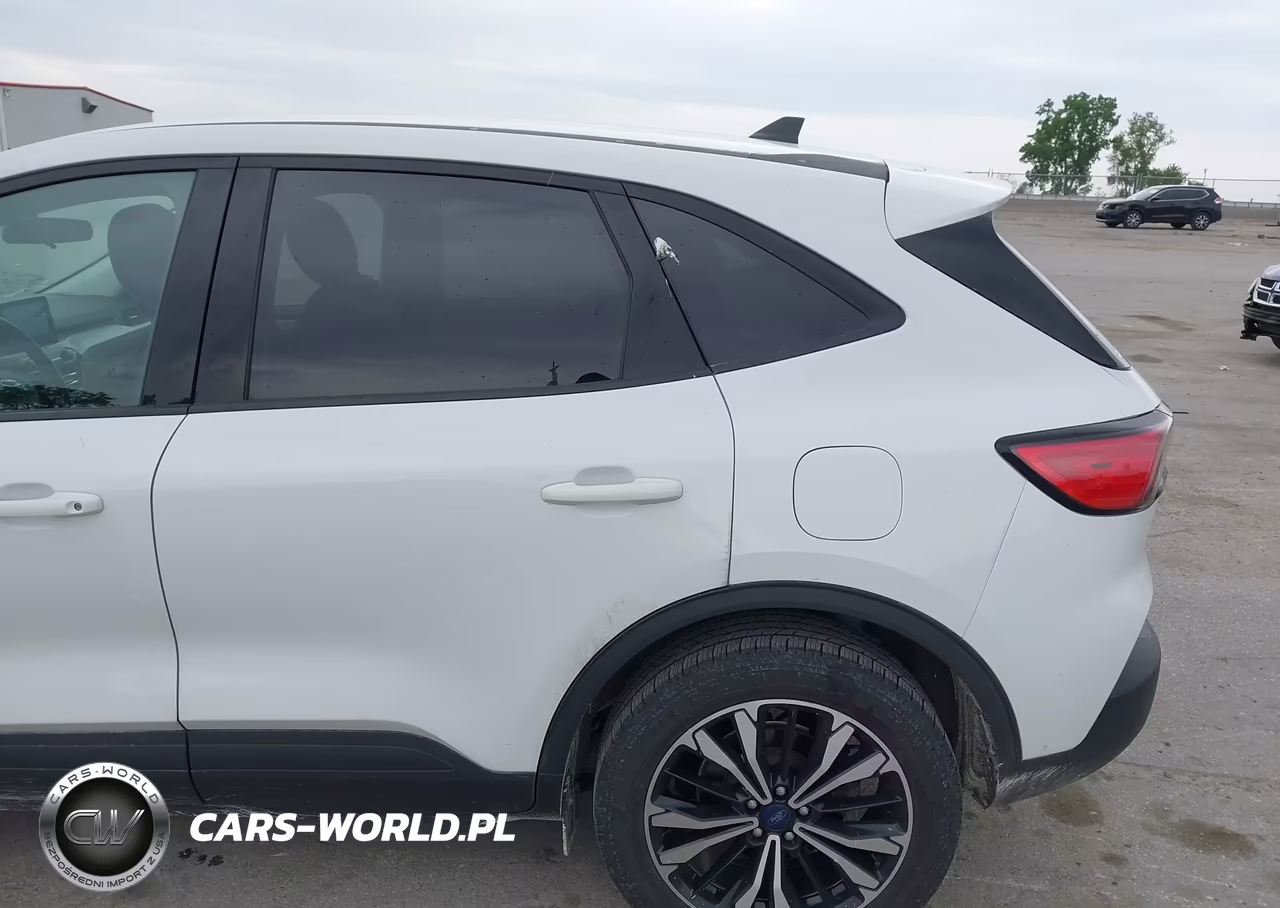 2022 Ford Escape Se VIN:1FMCU9G66NUB17352 - 18