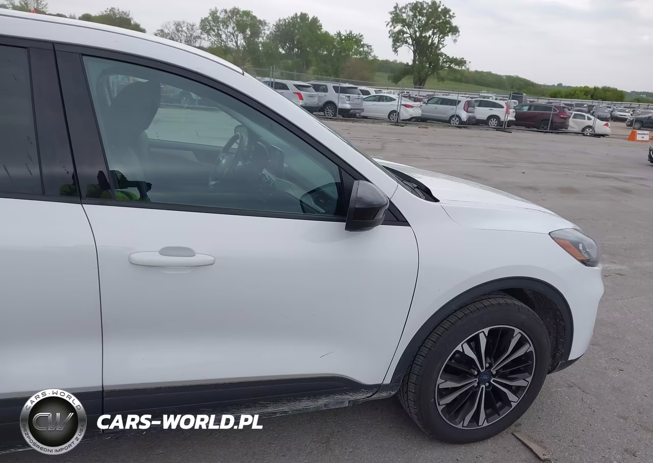 2022 Ford Escape Se VIN:1FMCU9G66NUB17352 - 19