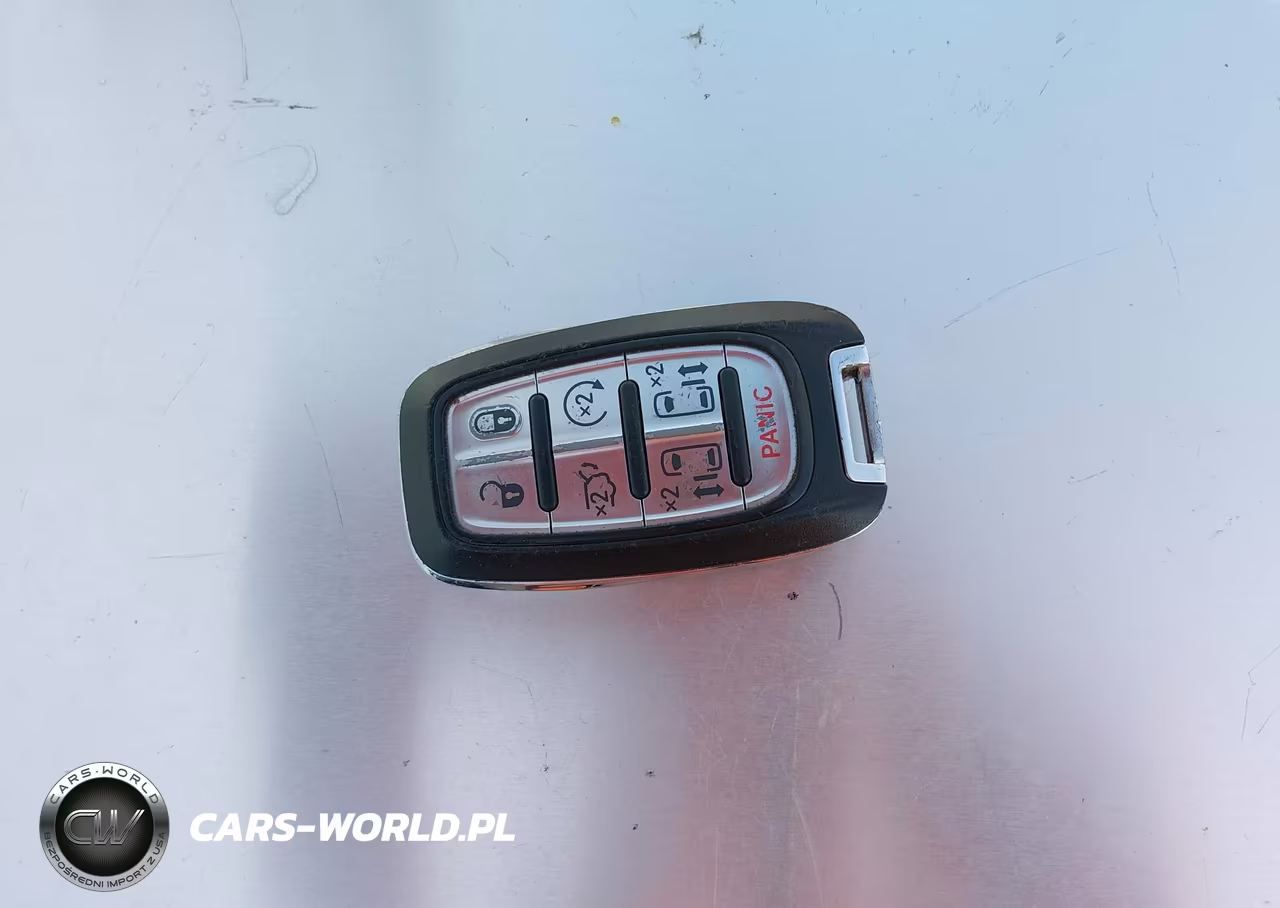 2020 Chrysler Pacifica Touring L VIN:2C4RC1BG6LR115744 - 11