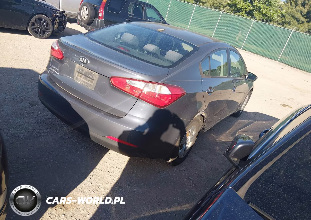 2015 Kia Forte Lx VIN:KNAFX4A67F5287734 - 4