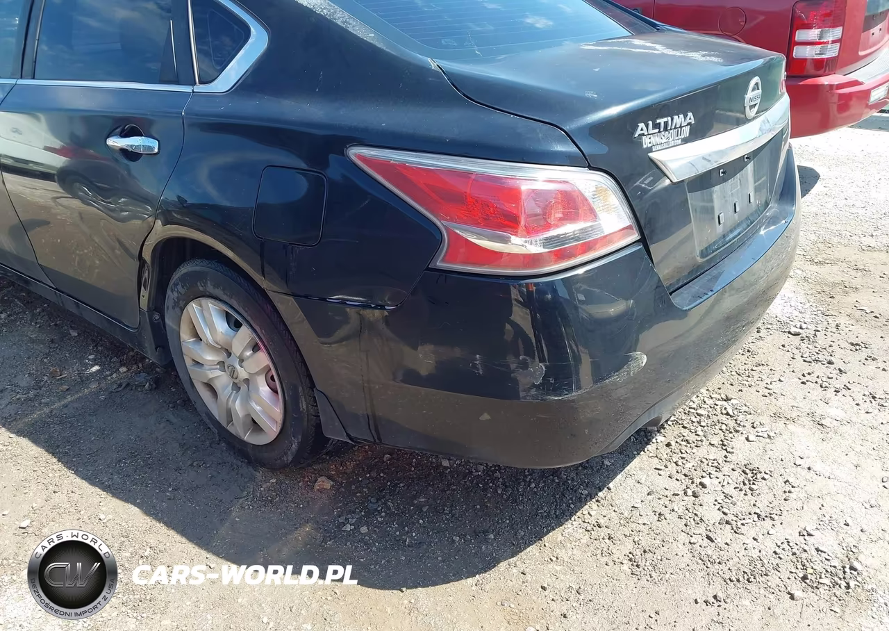2015 Nissan Altima 2.5 S VIN:1N4AL3AP2FC290618 - 13