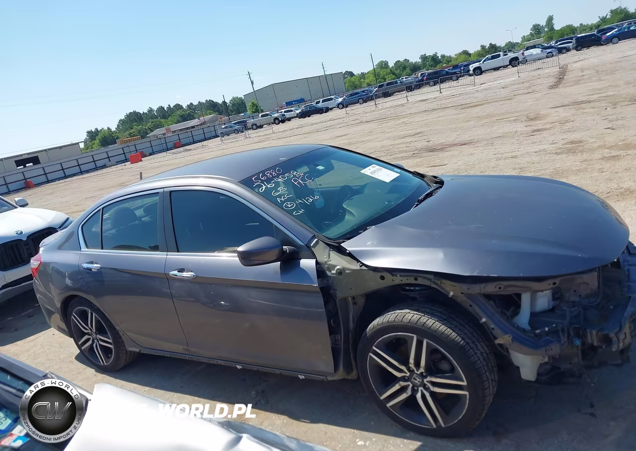 2017 Honda Accord Sport VIN:1HGCR2F5XHA222716 - 14
