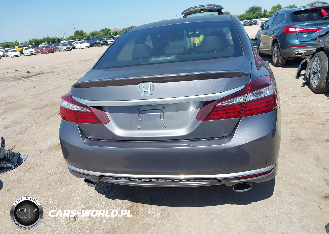 2017 Honda Accord Sport VIN:1HGCR2F5XHA222716 - 17